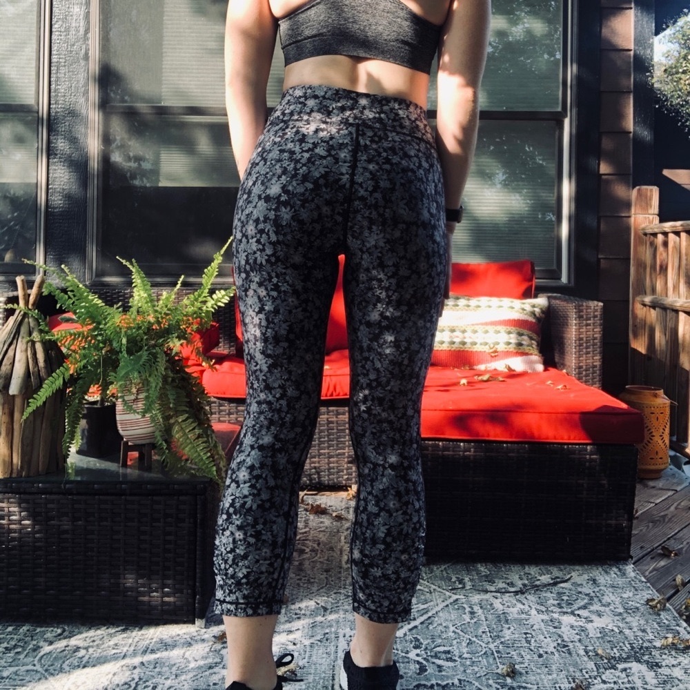 CALIA by Carrie Underwood floral leggings